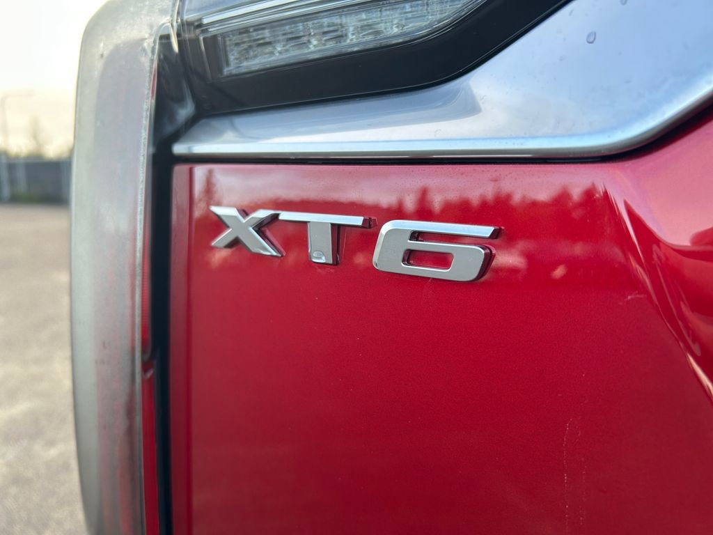 Used 2024 Cadillac XT6 Sport w/ Technology Package AWD/4WD image 33