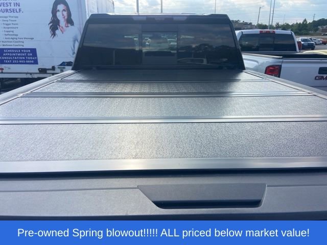 Used 2022 GMC Sierra 2500 Denali w/ Denali Black Diamond Edition AWD/4WD image 19