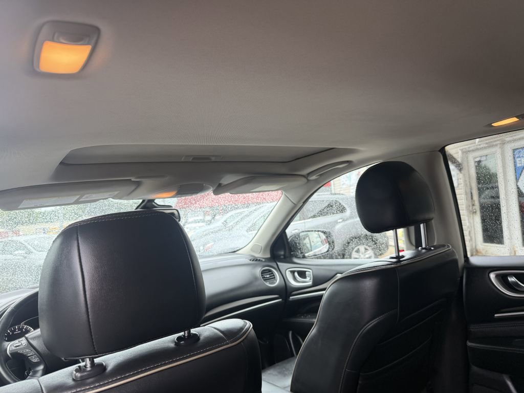 Used 2020 INFINITI QX60 Luxe w/ Essential Package image 16