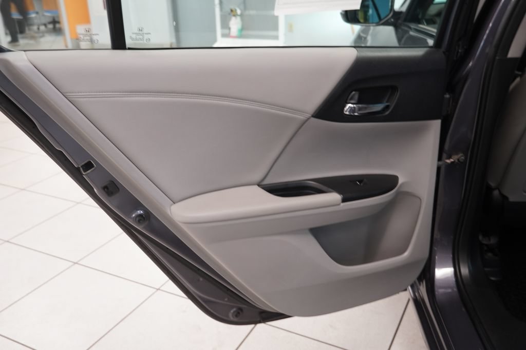 Used 2014 Honda Accord EX-L image 25
