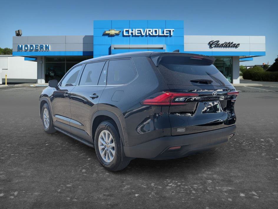 Used 2024 Toyota Grand Highlander FWD image 3