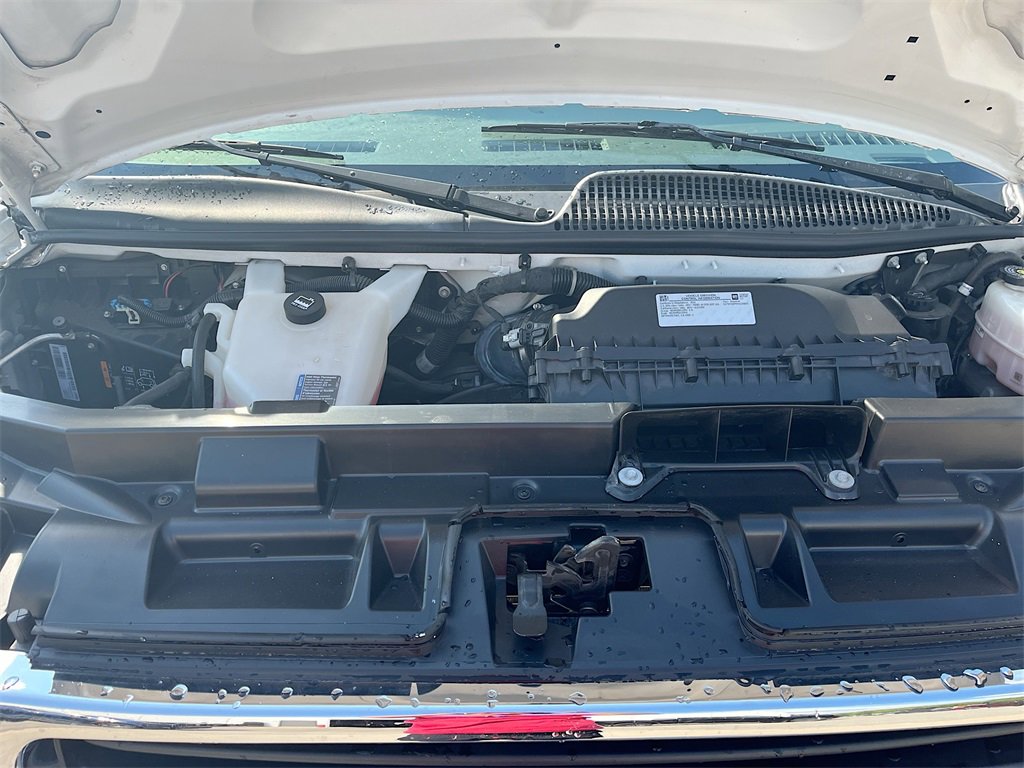 Used 2022 GMC Savana 2500 w/ Driver Convenience Package image 25