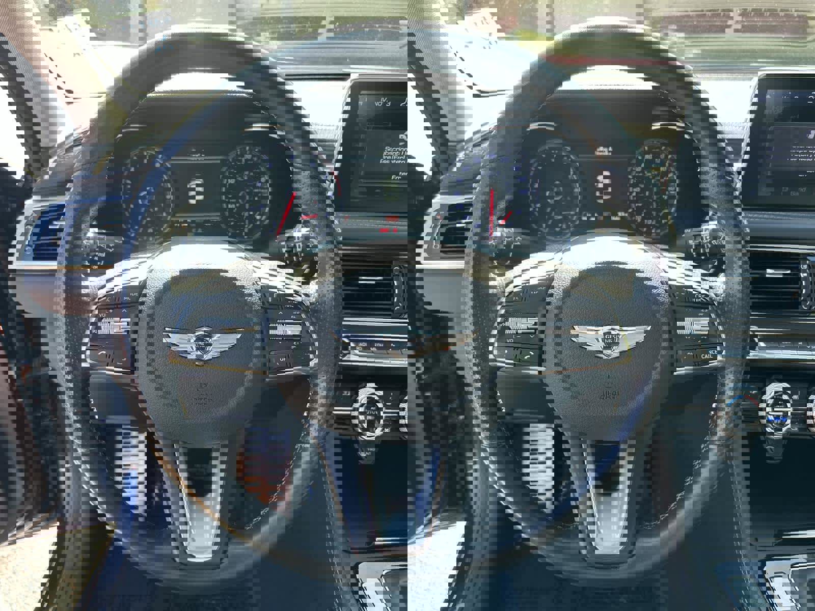 Used 2019 Genesis G70 2.0T Sport image 15