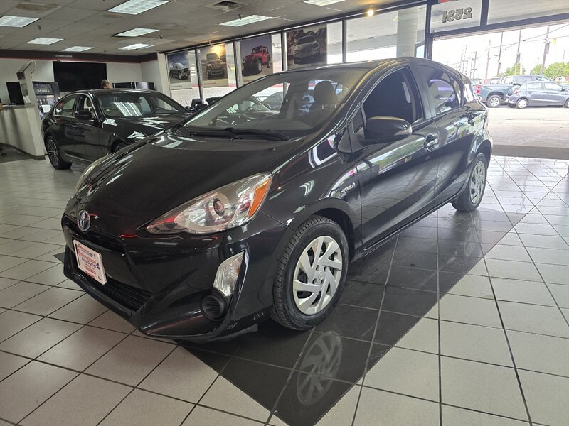 Used 2015 Toyota Prius C Two FWD image 1