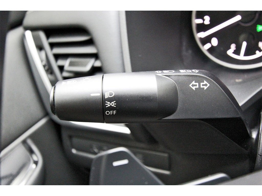 Certified 2024 Nissan Rogue S image 15