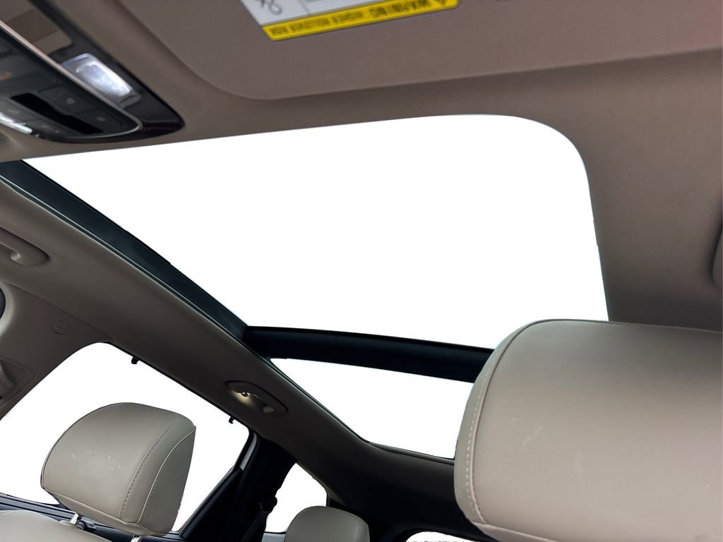 Certified 2023 Hyundai Santa Fe SEL w/ Premium Package image 24