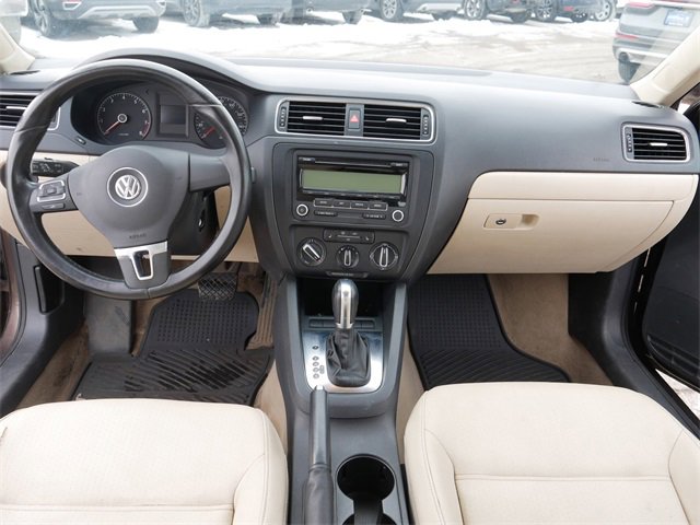 Used 2011 Volkswagen Jetta SE image 22