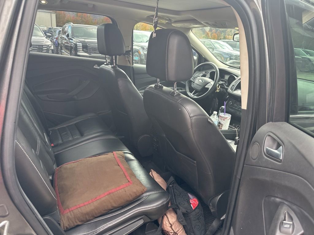 Used 2017 Ford Escape Titanium image 7