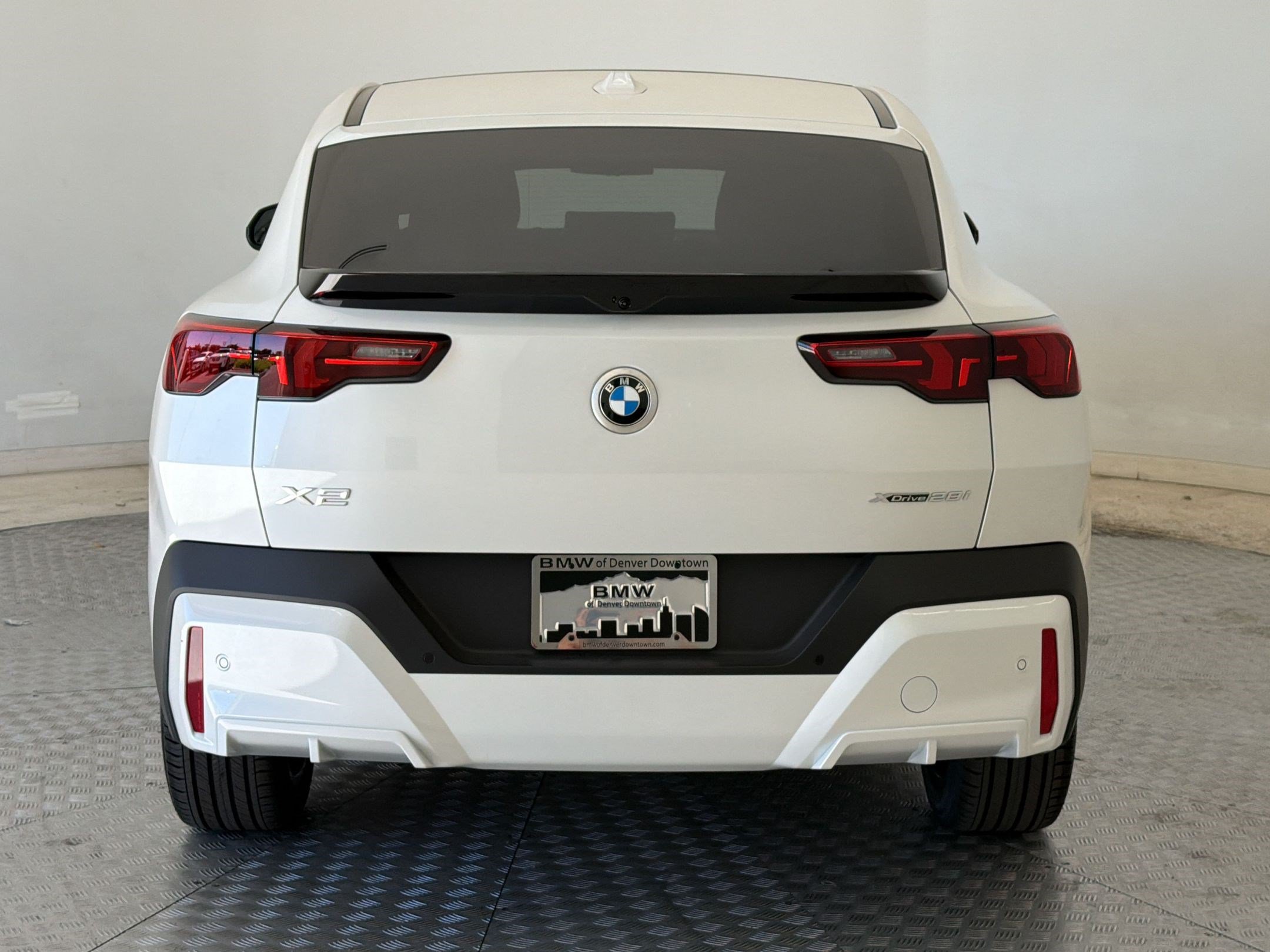 New 2026 BMW X2 xDrive28i w/ Technology Package AWD/4WD image 10
