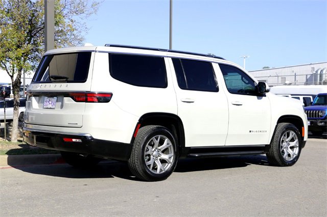 Used 2022 Jeep Wagoneer Series II image 5