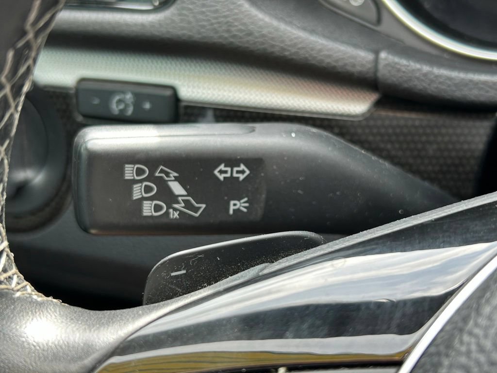 Used 2018 Volkswagen Passat 3.6 FWD image 29