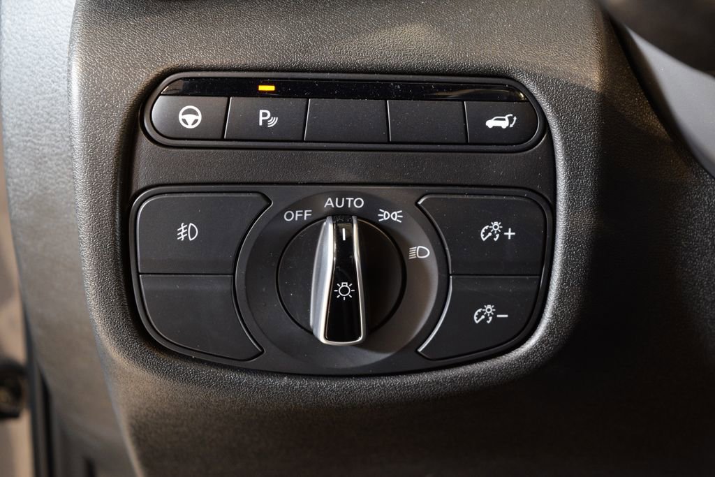 Certified 2025 INFINITI QX55 Luxe w/ Cargo Package image 15