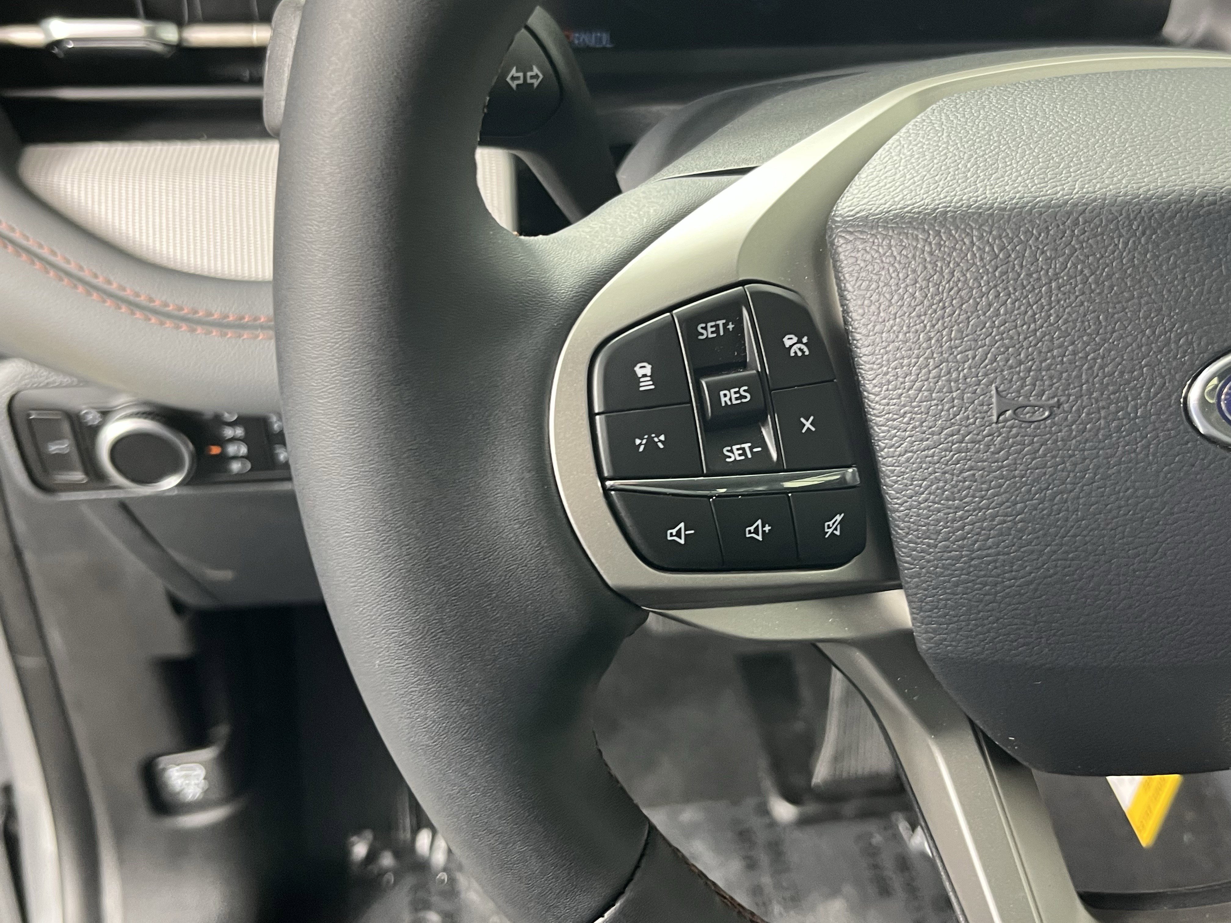 New 2026 Ford Explorer Active image 19