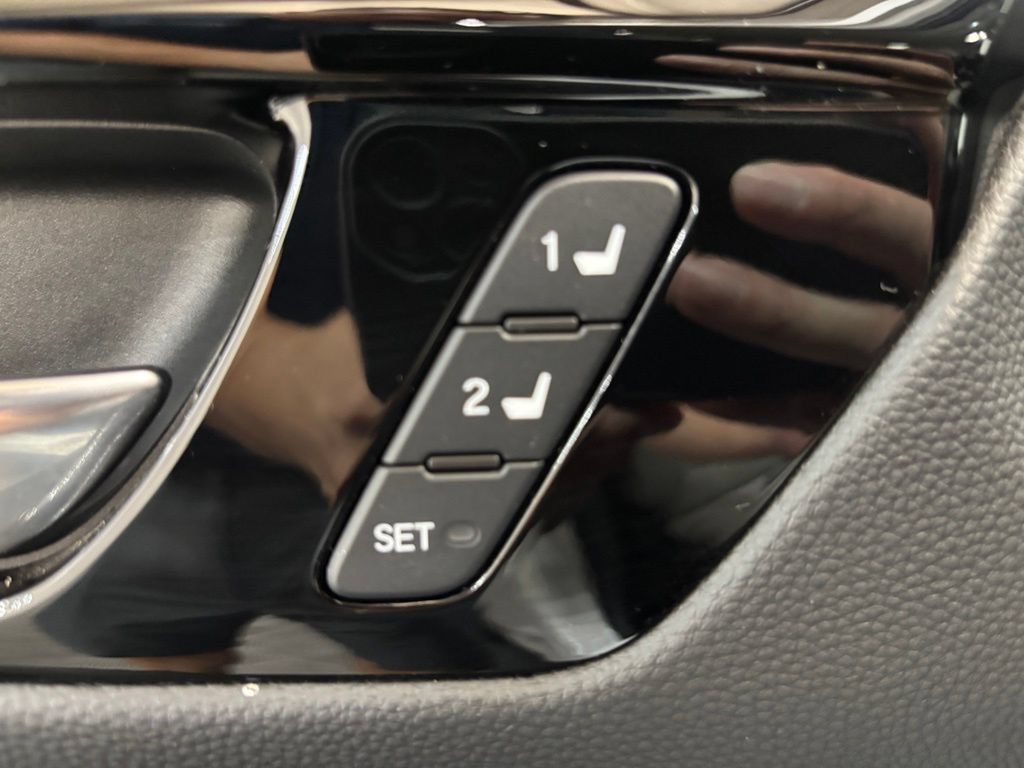 Used 2026 Honda CR-V EX-L image 27
