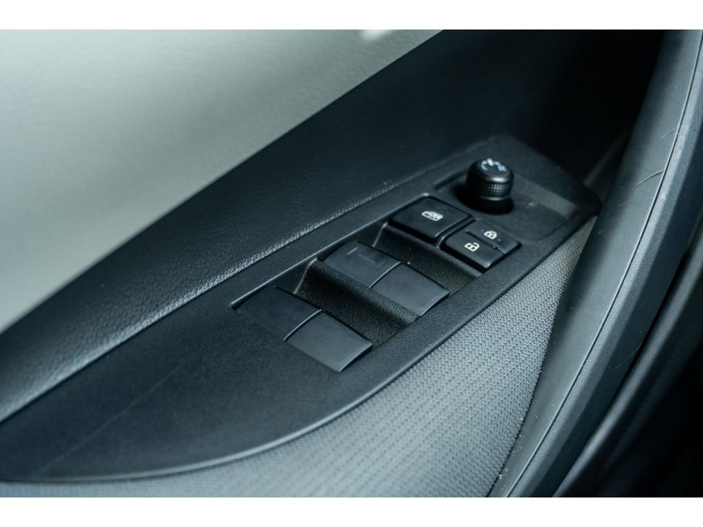 Used 2026 Toyota Corolla LE image 28