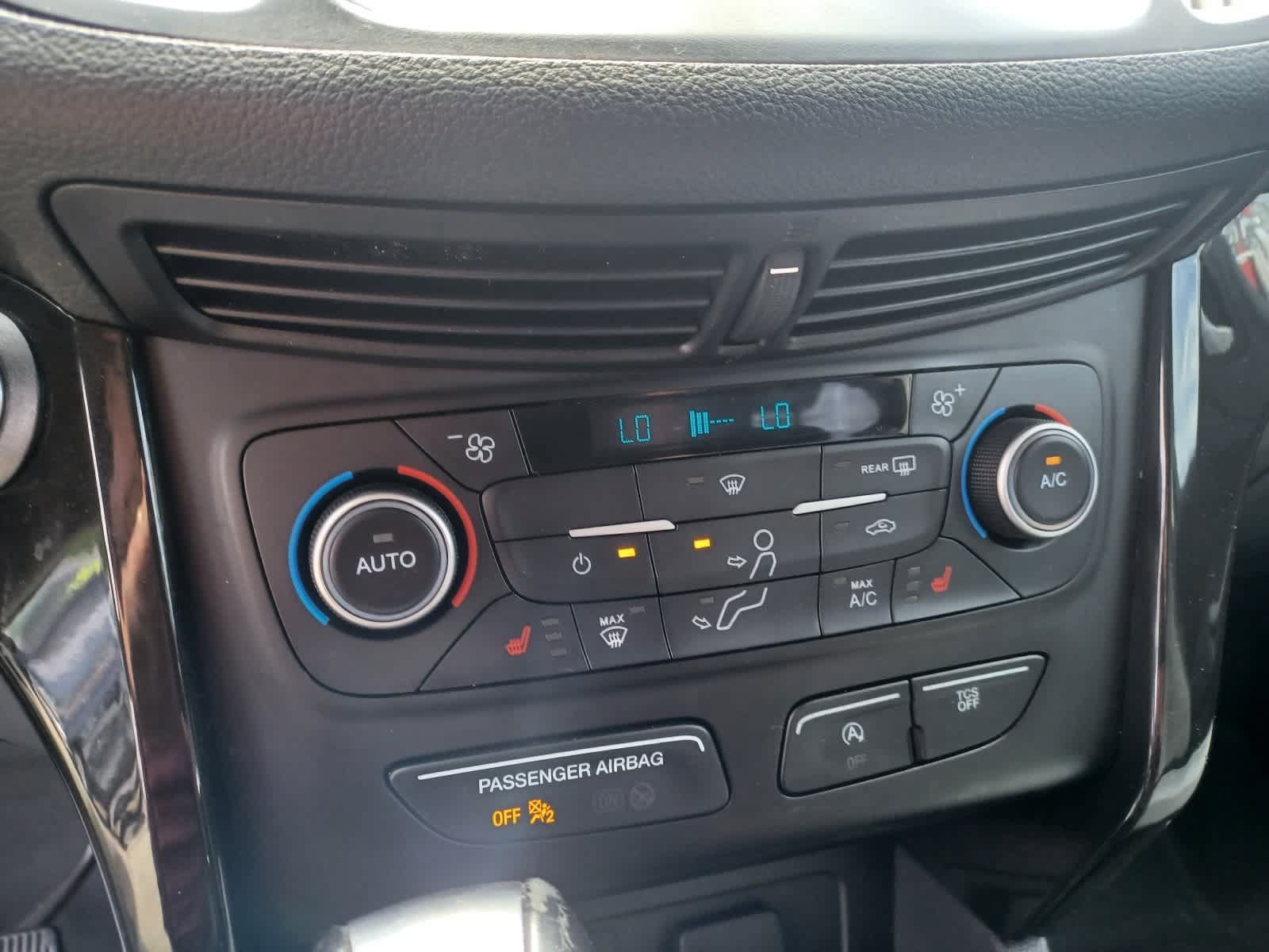 Used 2019 Ford Escape SE AWD/4WD image 11