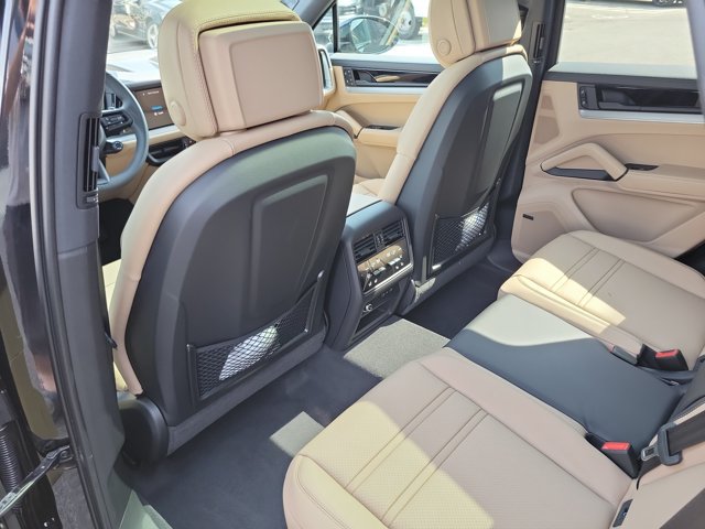 New 2026 Porsche Cayenne AWD/4WD image 20
