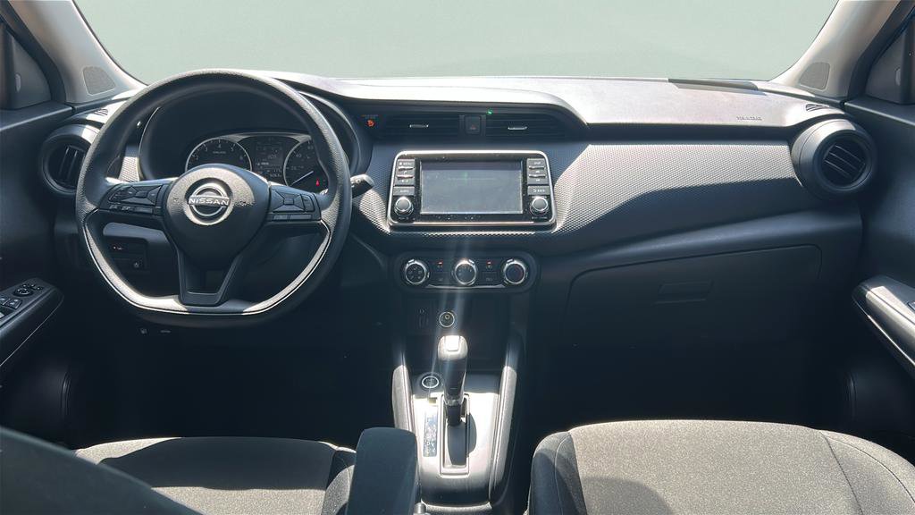 Certified 2025 Nissan Kicks Play S FWD image 17