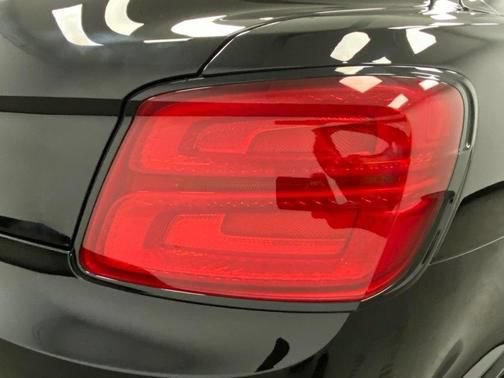 Used 2021 Bentley Flying Spur V8 AWD/4WD image 12