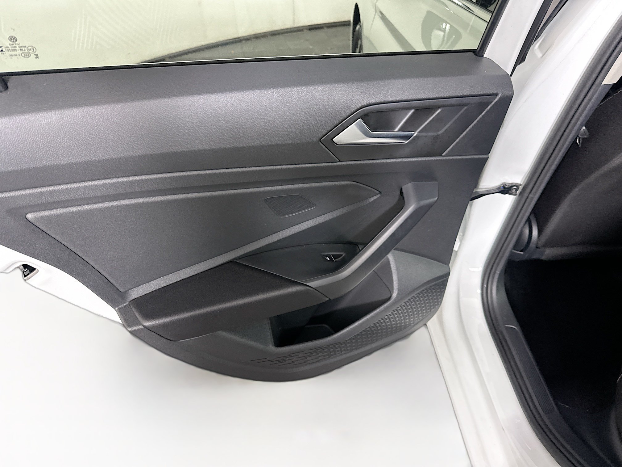 Used 2025 Volkswagen Jetta S FWD image 25