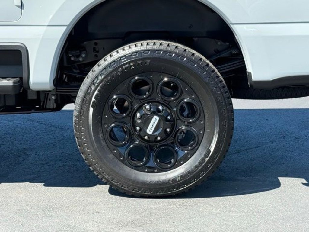 New 2025 Ford F350 Lariat w/ Lariat Ultimate Package image 13
