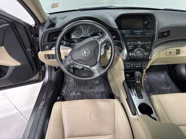 Used 2014 Acura ILX w/ Technology Package FWD image 18