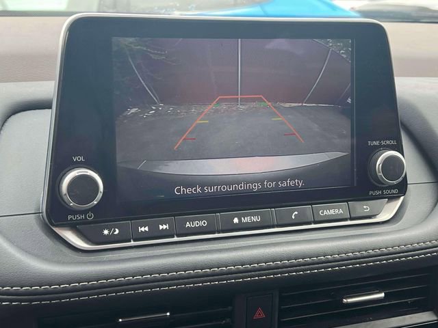 Used 2023 Nissan Rogue SV FWD image 41