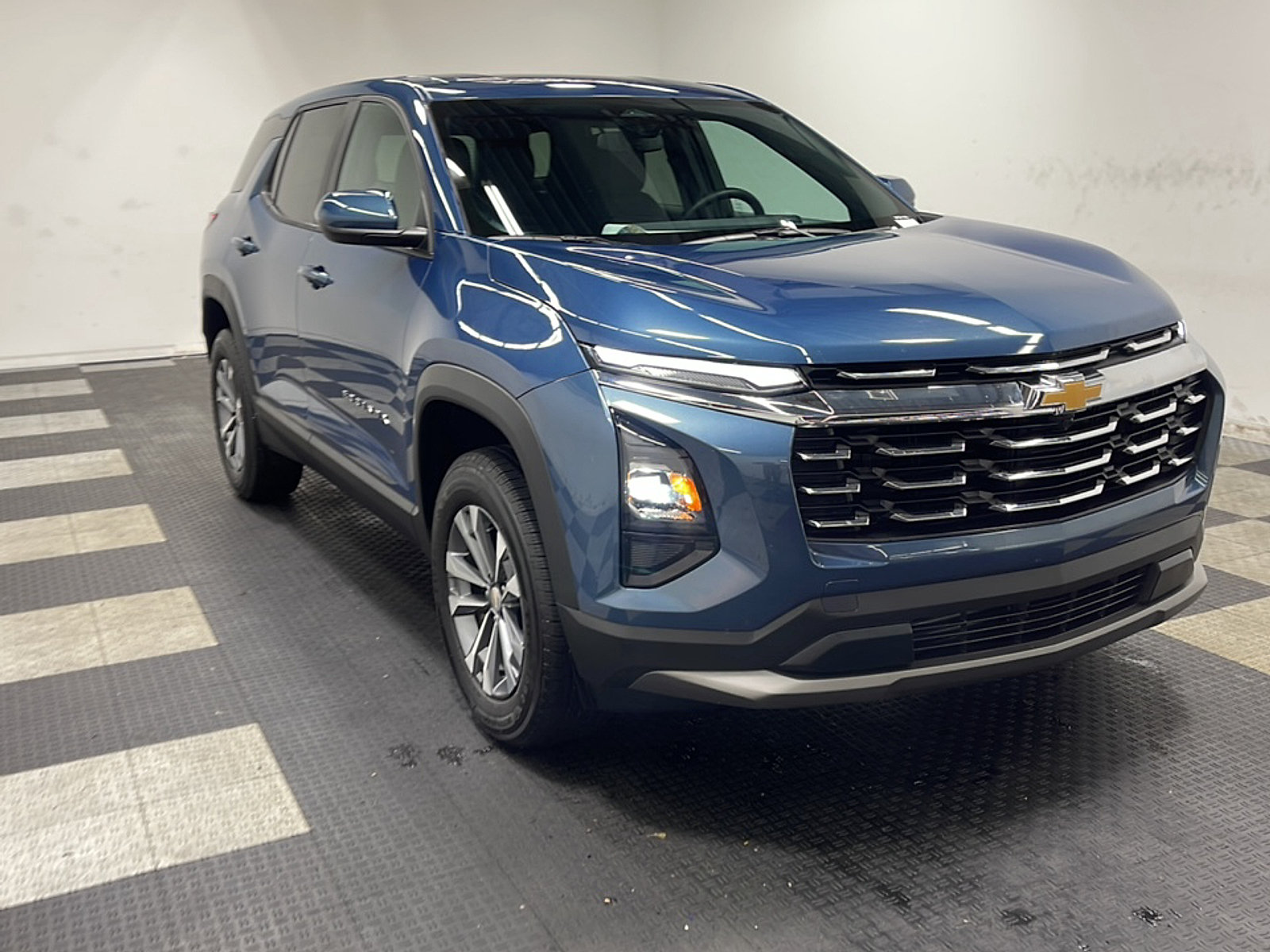 Used 2026 Chevrolet Equinox LT w/ LPO, Floor Liner Package FWD image 23