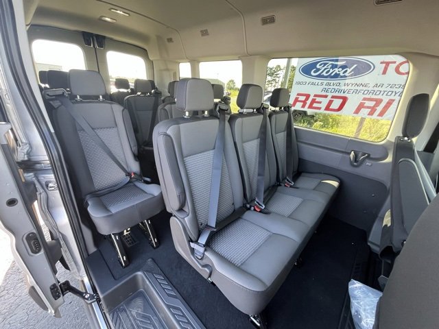New 2025 Ford Expedition Platinum image 9