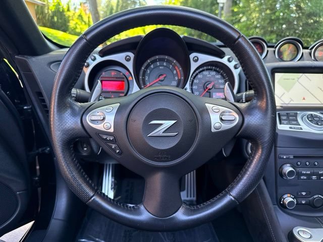 Used 2014 Nissan 370Z Touring w/ Navigation Package RWD image 13