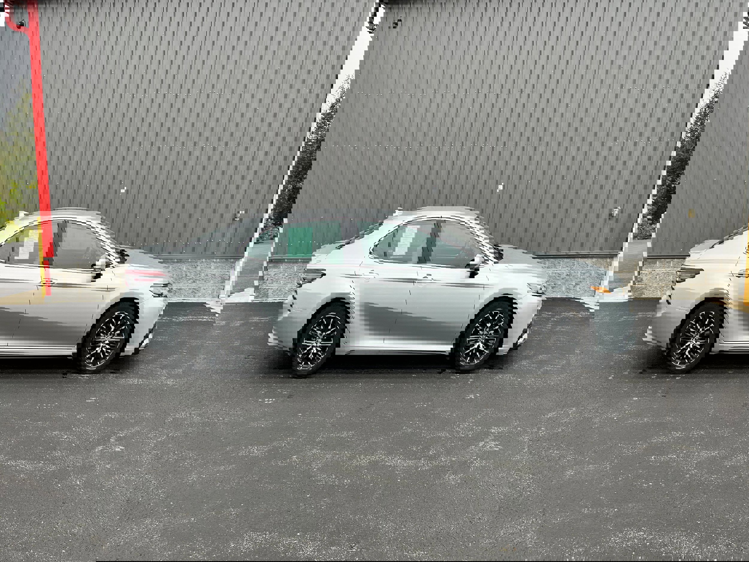 Certified 2023 Toyota Camry SE image 1