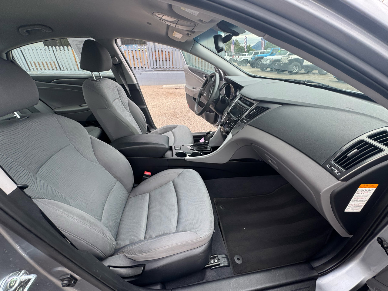 Used 2015 Hyundai Sonata Hybrid image 19