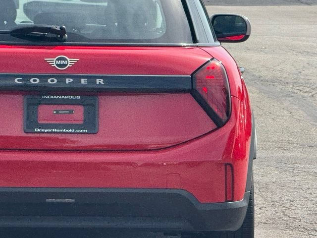 Certified 2026 MINI Cooper 4-Door Hardtop FWD image 5