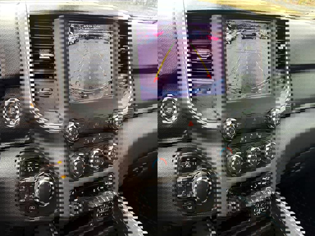 Used 2021 RAM 1500 Big Horn image 8