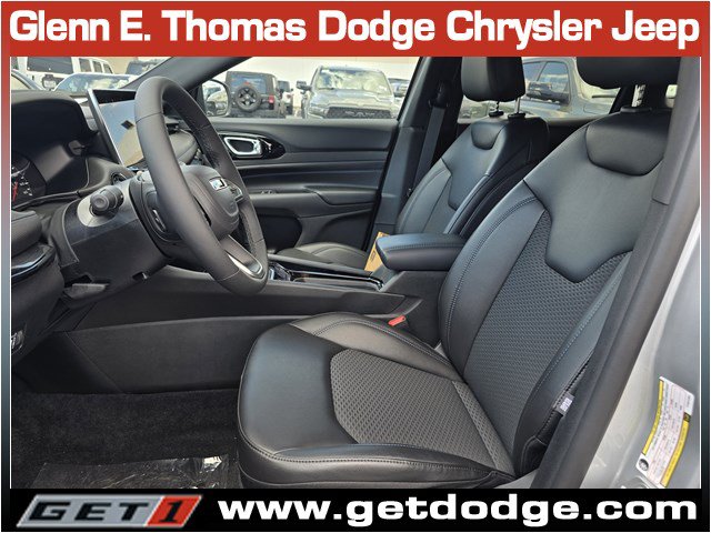 New 2026 Jeep Compass Latitude AWD/4WD image 9