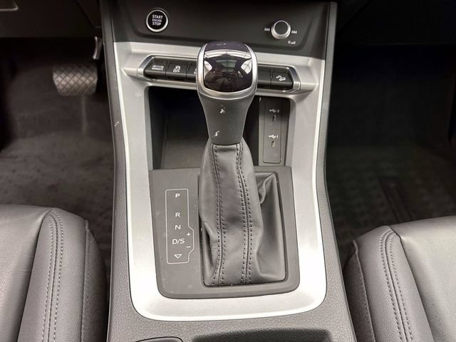 Used 2023 Audi Q3 2.0T Premium w/ Convenience Package AWD/4WD image 27