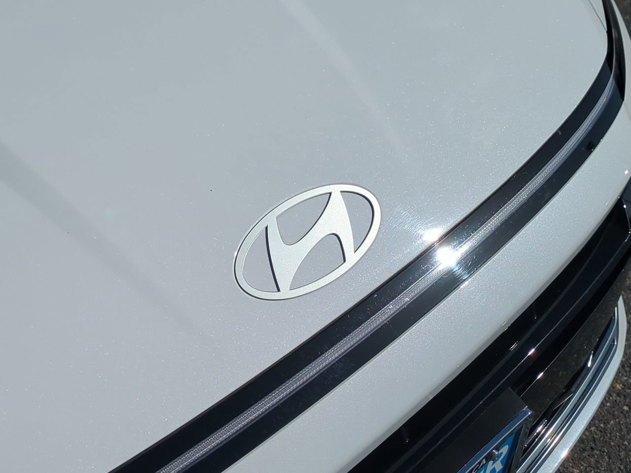 Used 2025 Hyundai Sonata SEL FWD image 29