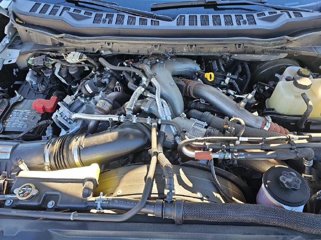Used 2026 Ford F250 Platinum AWD/4WD image 32