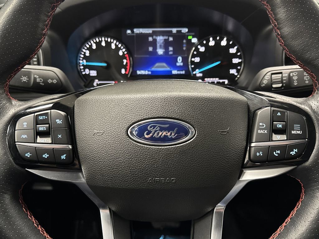 Used 2023 Ford Explorer ST-Line AWD/4WD image 17