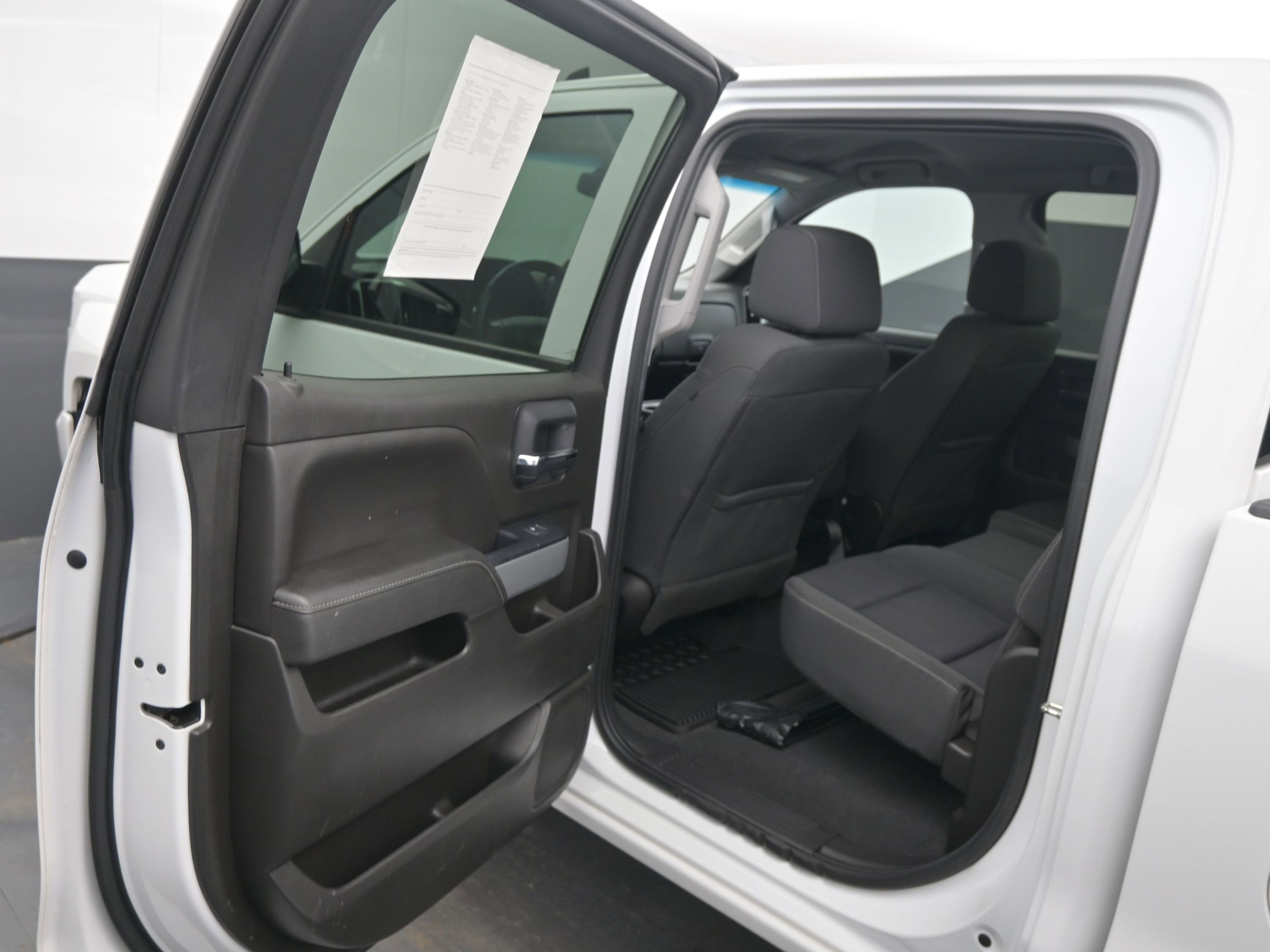 Used 2018 Chevrolet Silverado 1500 LT w/ Texas Edition image 16