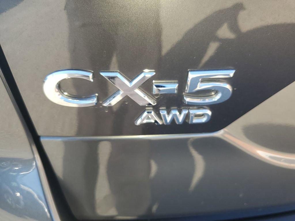 Used 2021 MAZDA CX-5 Touring image 17