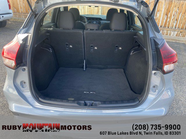 Used 2023 Nissan Kicks SR w/ Interior Electronics Package FWD image 23