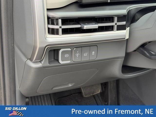 Used 2025 Hyundai Santa Fe SEL AWD/4WD image 13