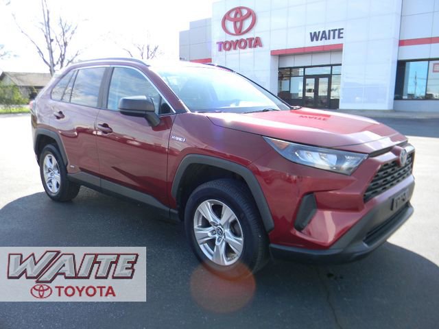 Used 2020 Toyota RAV4 LE w/ All Weather Liner Package AWD/4WD video 1
