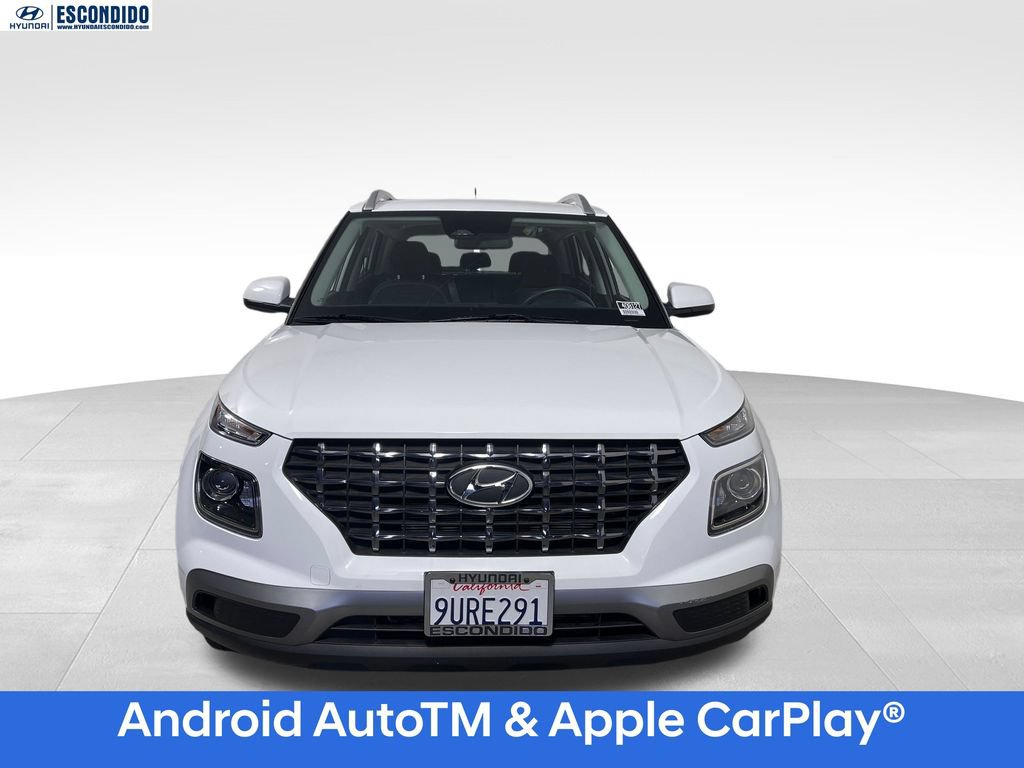 Certified 2025 Hyundai Venue SEL FWD image 8