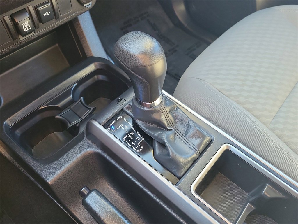 Used 2022 Toyota Tacoma SR5 w/ Technology Package image 27