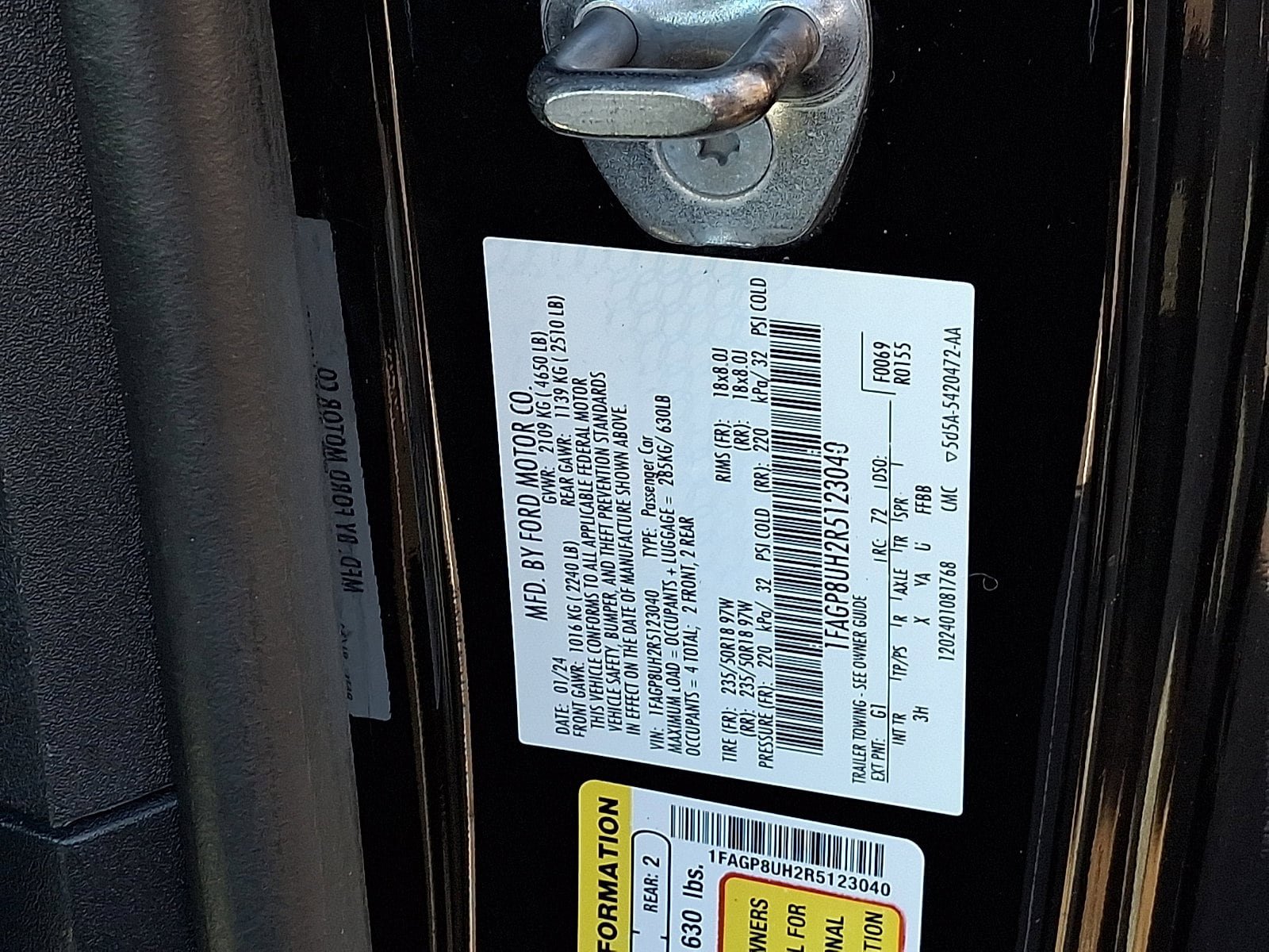 Used 2024 Ford Mustang Premium RWD image 25
