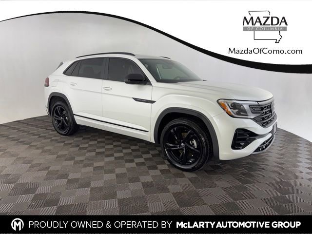 Used 2025 Volkswagen Atlas Cross Sport SEL R-Line image 1