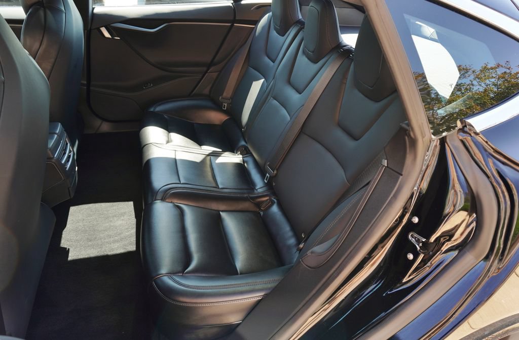 Used 2019 Tesla Model S Performance AWD/4WD image 25