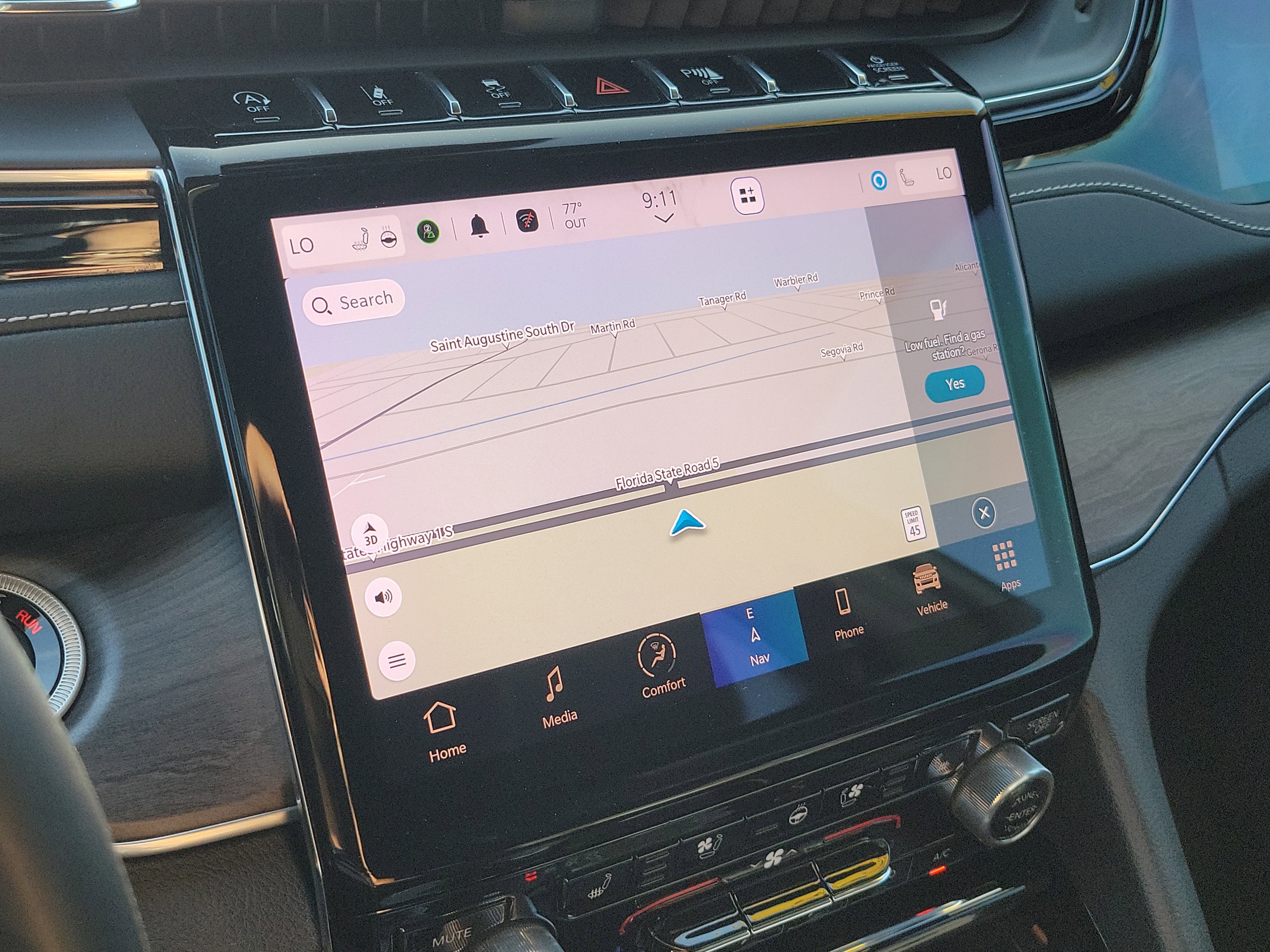 Used 2023 Jeep Grand Cherokee Overland w/ Adv Protech Group III image 35